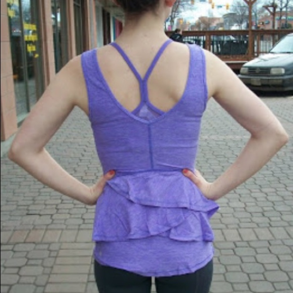 Lululemon Hustle tank purple